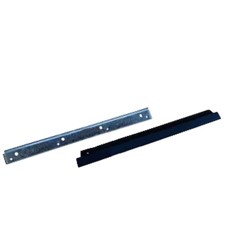 1687805 Briggs and Stratton Scraper and Support Kit