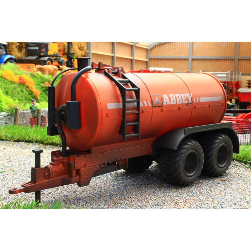 2270L(W) Weathered Siku Abbey Slurry Tanker in orange