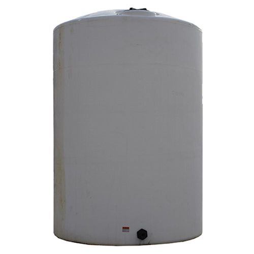 5,000 Gallon Norwesco Vertical Tank