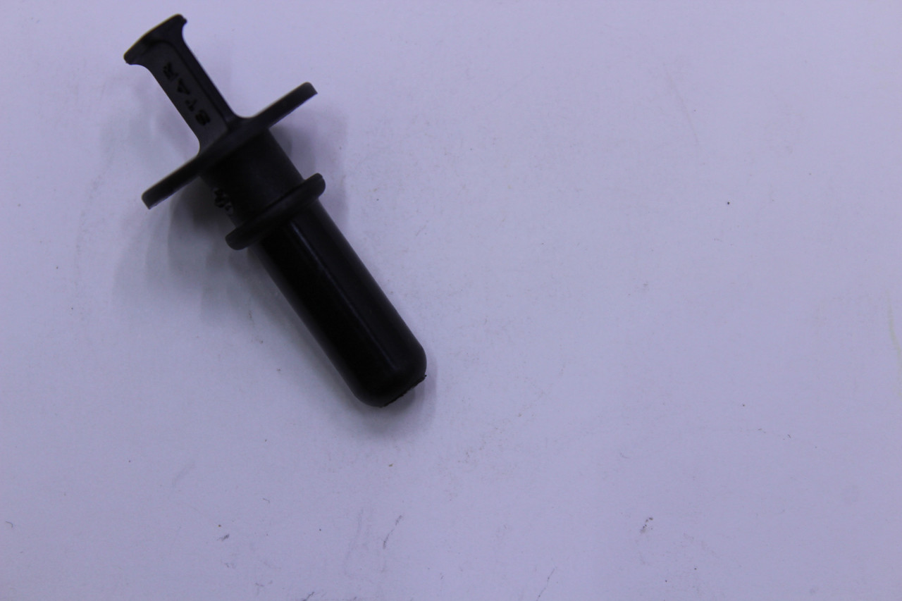 Kohler 24 139 08-S Plug, Fitting Fuel
