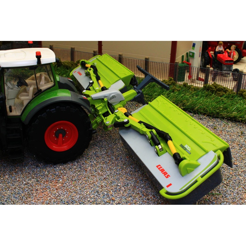 43303 Britains Claas Disco 1100C Rear Butterfly Mower