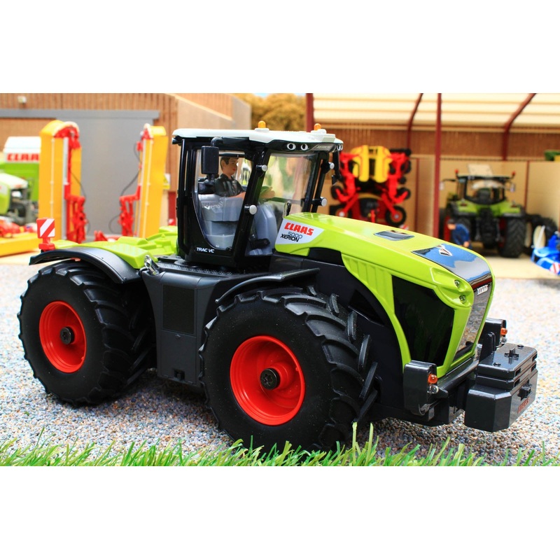 6791 Siku Remote Control Bluetooth Claas Xerion 5000 TRAC VC Tractor