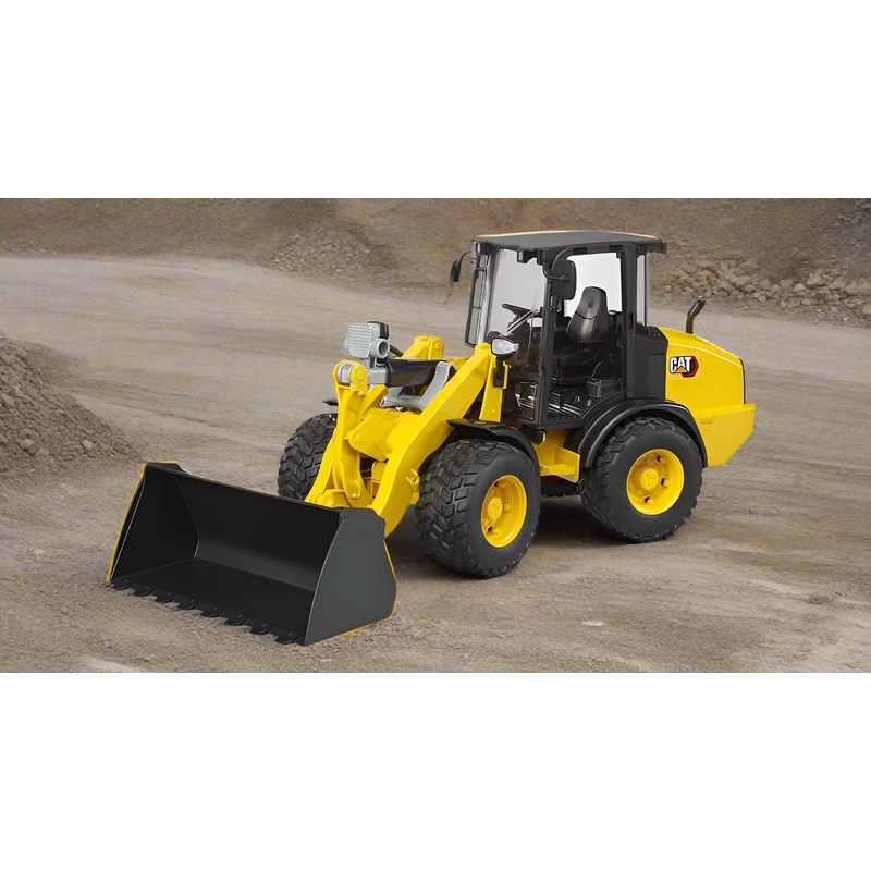 B02485 Bruder CAT Wheeled Loader