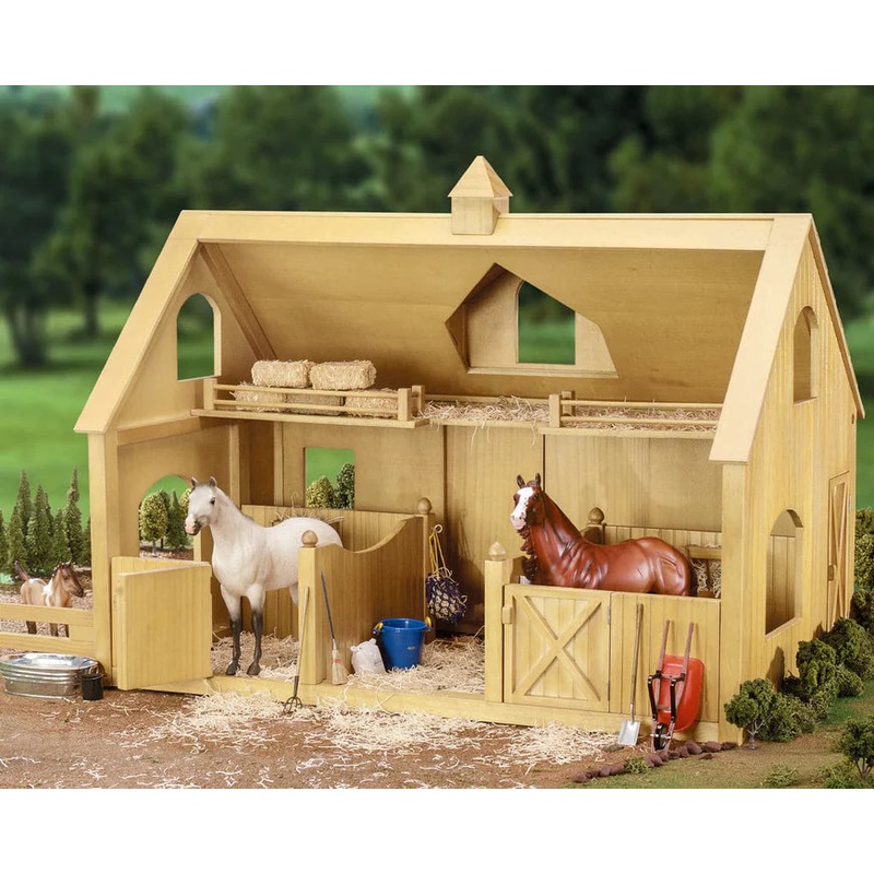 Breyer Deluxe Wood Barn with Cupola #302