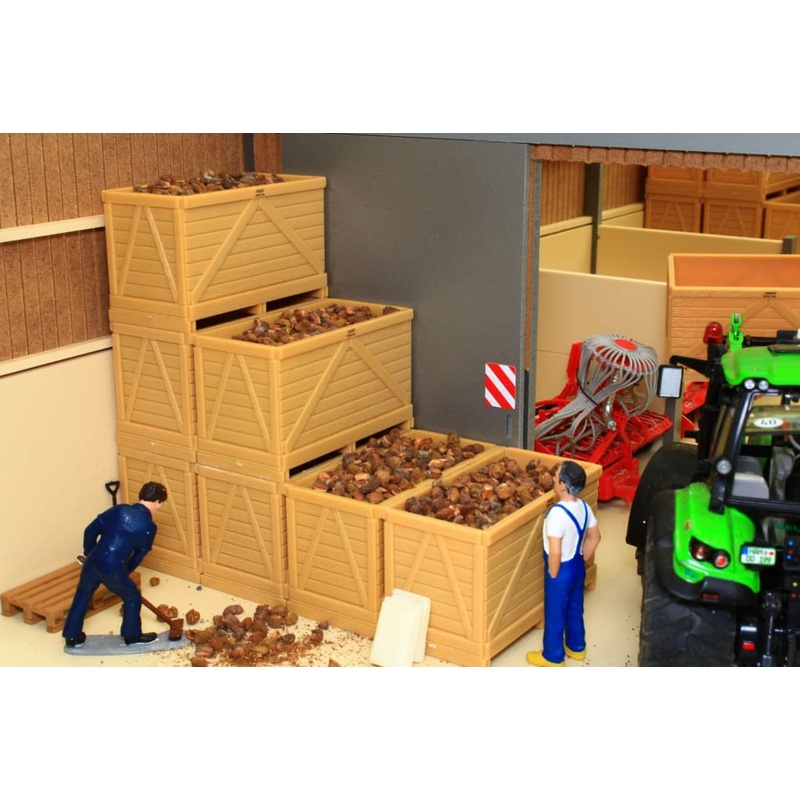 BT2079 (8 x) Potato Boxes with potatoes