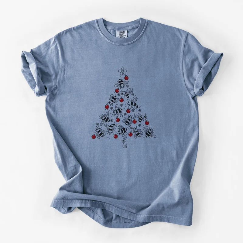 Christmas Tree of Bees – Unisex Comfort Colors Garment-Dyed Heavyweight T-shirt
