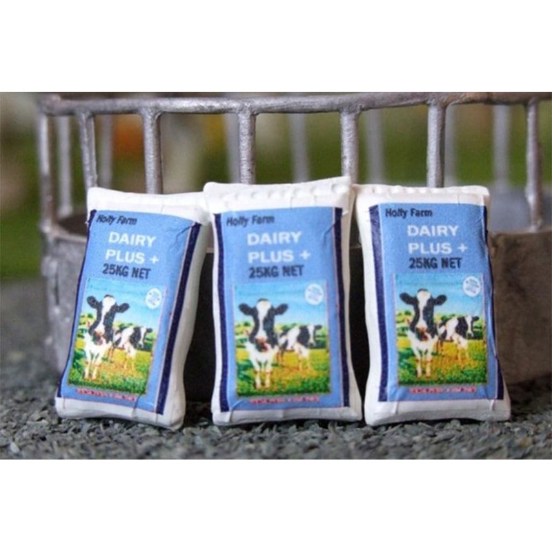HLT-WM033C Dairy Plus Feed Sacks