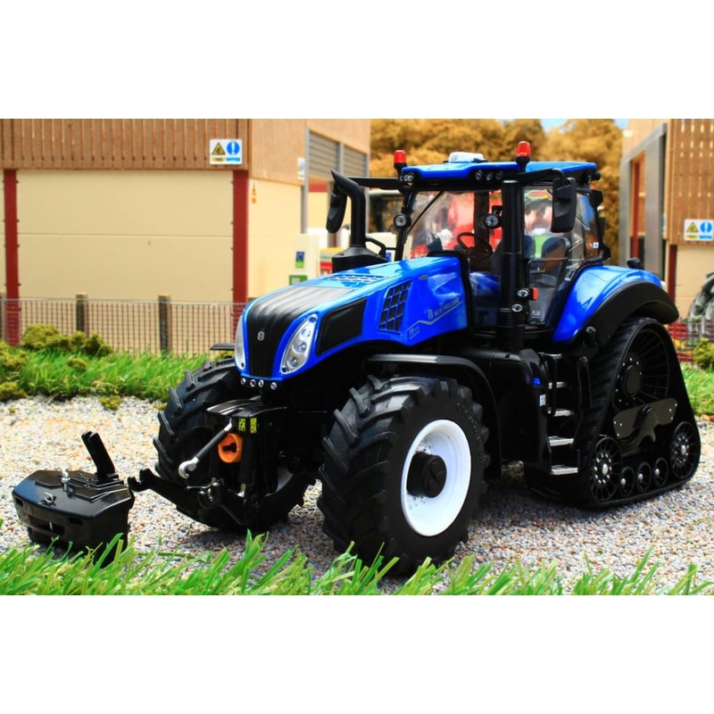 MM2103 Marge Models New Holland Genesis T8.435 Blue Smarttrax Tractor Ltd Edition