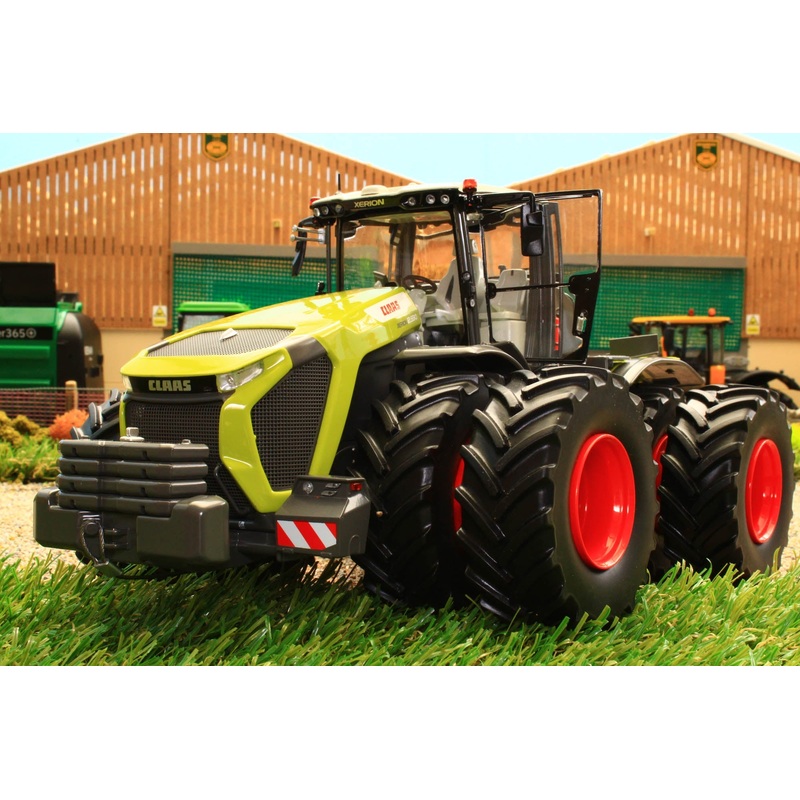 MM2327 Marge Models Claas Xerion 12.590 Track with Dual Tyres
