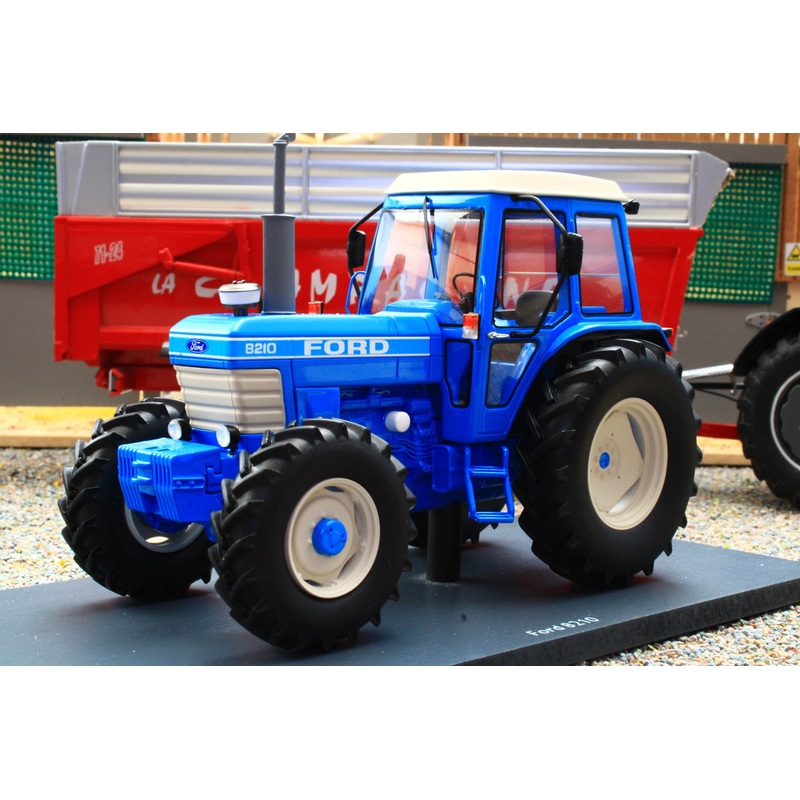 SCH00531 Schuco 1:32 Scale Ford 8210 4WD Tractor 'Pro Resin' Model