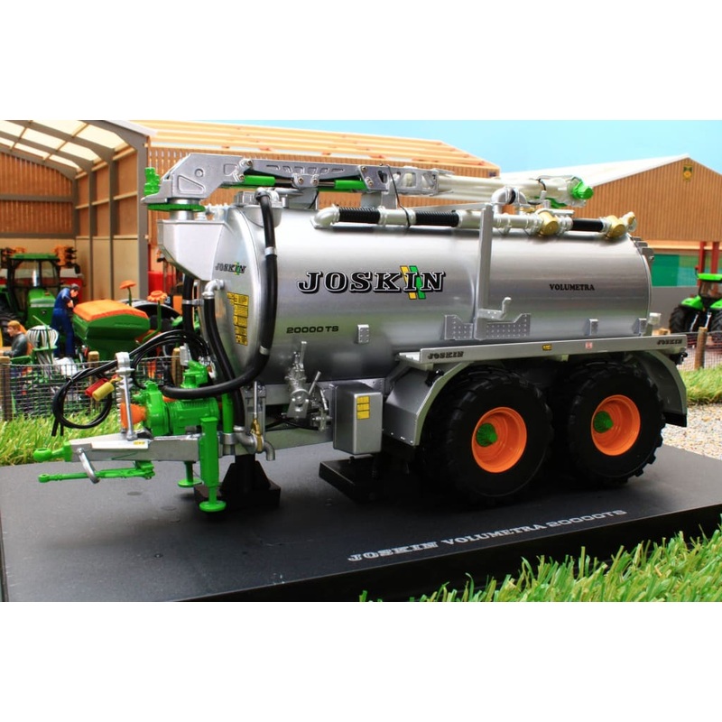 UH5337 Universal Hobbies Joskin volumetra 20,000ltr TS slurry tanker special offer 10 off!