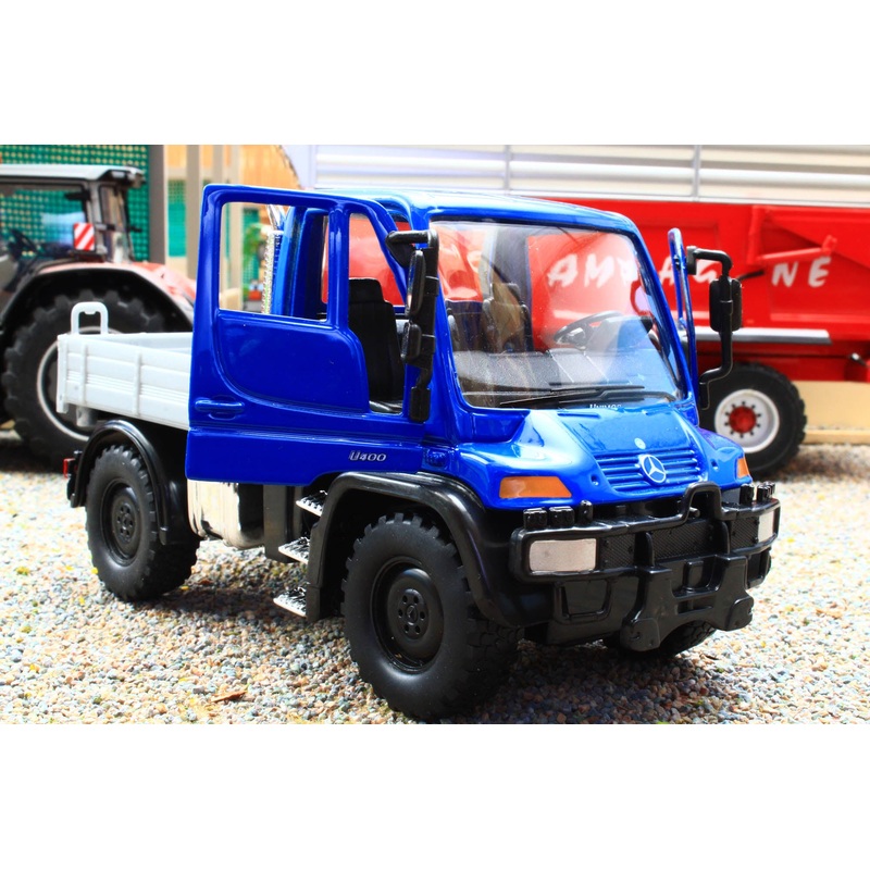 WEL32380CBL Welly 1:32 Scale Unimog U400
